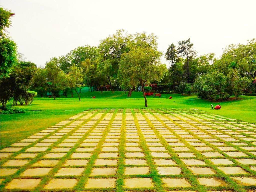 Trident Agra 5*
