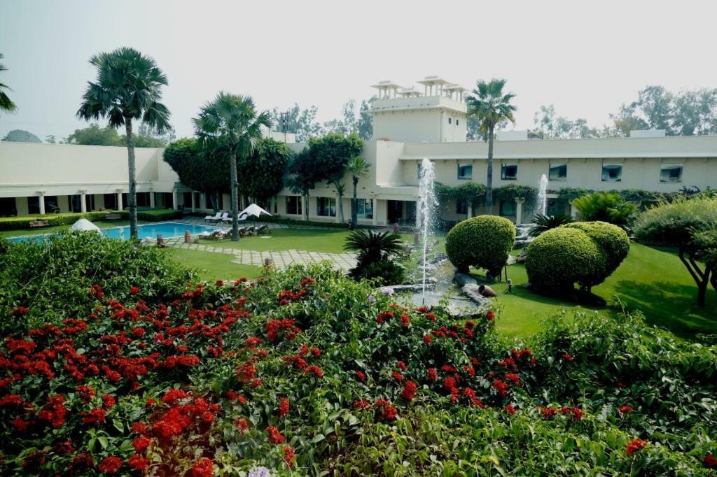 Hotel Trident Agra 5*
